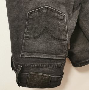 Levi's 710 size 25